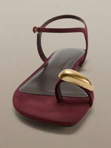 2026夏季新款女款尖頭露趾夾腳涼鞋，百搭金屬夾趾平底涼鞋 - 酒紅色 - 查看 4