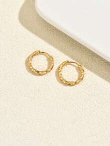 1 Pair Minimalist Ins Style Twisted Plain Gold Hoop Earrings, Simple Twisted Flower Polished Large Hoop Ear Cuffs For Daily Commute And Date Wear - Yellow Gold - View 5