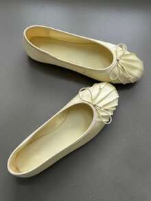 Pleated Bow Round Toe Ballet Flats, Plus Size Slip-On Women's Shoes For Vacation And Daily Wear - Yellow - View 5