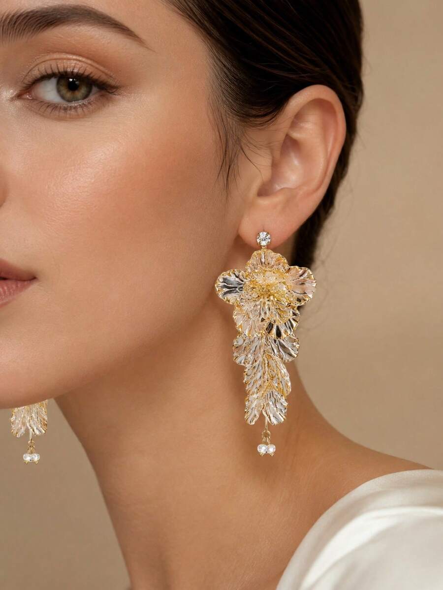 1 Pair Elegant High-End Personalized Gold Hollow Floral Tassel Earrings For Women - Multicolor - View 1