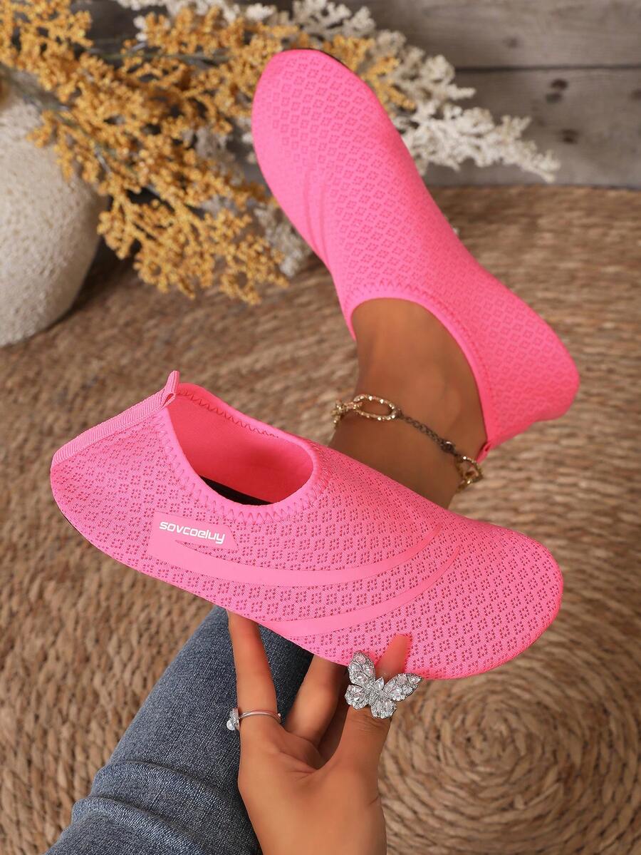 Couples Beach Shoes Non-Slip Breathable Outdoor Water Shoes For Swimming Diving Quick-Dry Soft Sole Creek Trekking Shoes For Men - Pink - View 1