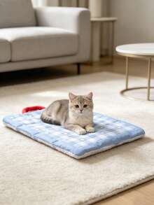 1pc Blue Plaid Heart Pattern Pet Bed Mat, Double-Sided Use, Portable Cat Bed Mat, Suitable For Indoor Use, Machine Washable - Multicolor - View 2