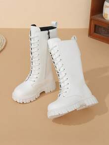 1 Pasang Sepatu Bot Tinggi, Bahan PU Lembut dengan Detail Jahitan, Ujung Bulat, Sol Lembut Elastis, Desain Tali Depan dan Resleting Sisi Dalam, Sepatu Bot Berkuda Tinggi Dasar yang Modis dan Lucu, Cocok untuk Siswa Laki-laki dan Perempuan, Kampus, Festival, Pakaian Luar Ruangan, Gaya Baru Musim Gugur/Dingin - Putih - View 5