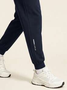 AHTELB Summer Men's Side Letter Print Sports Casual Pants, Minimalist Solid Color Fashion Elastic Drawstring Versatile Joggers, Anti-Theft Zipper Design, Suitable For Outdoor Leisure, Entertainment And Running Sports, Pants For Men, Gym Clothes Men, Sweatpants For Men, For Friends, Husband, Boyfriend Gifts - Navy Blue - View 4