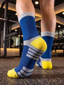5 Pairs Men's Fashion Colorblock Mid-Calf Sports Socks, Moisture-Wicking Breathable Athletic Socks, Suitable For Running, Fitness Training And Casual Daily Wear - Multicolor - View 3