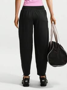 Nike Celana Panjang Rajut Wanita AS W NK ONE RELAXED DF PANT FE IU1416-010 - Hitam - View 2
