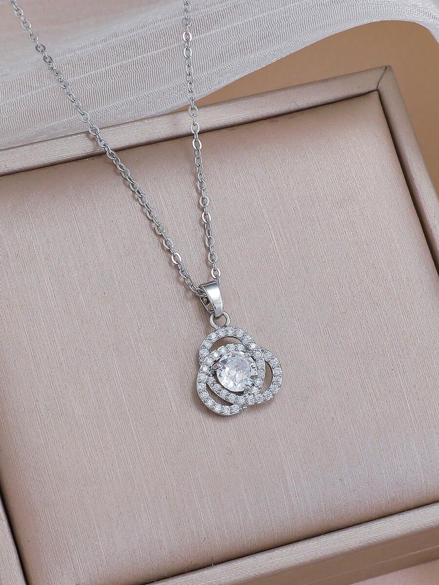 Silver Twisted Clover Zirconia Clavicle Necklace - Multicolor - View 1