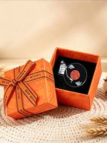 1pc Vintage Vinyl Record Player Enamel Brooch Music Heals My Soul Text Pin Nostalgic Music Badge Backpack Clothing Accessory Music Lover Gift - Multicolor - View 12