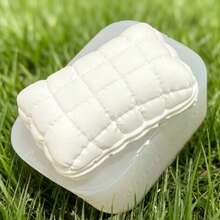 Bantal Nanas Mini Motif Kotak Slow Rebound Mochi Squishy, Mainan Remas Fidget TPR Tekstur Lembut Anti-Stres, Mainan Dekompresi Tangan Estetik Kawaii, Ornamen Meja Lucu Hadiah untuk Remaja & Kolektor Dewasa - MultiWarna - View 7