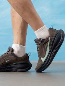 Nike Vomero Plus Comfortable, Soft, Breathable, And Resilient Brown Running Shoes For Men - Brown - View 1