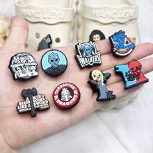Warner Bros Bộ 12 món charm gắn giày Rights Game, trang trí giày bằng PVC, phụ kiện charm cho giày, quà tặng cho sinh nhật, Giáng sinh, Halloween và quà tặng tiệc - Nhiều màu - Xem 5