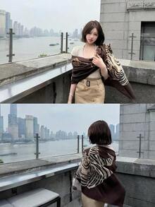 1pc 3-Color Women's Retro Leopard Print Shawl, Luxury Maillard Style Long Shawl Scarf Suitable For Women And Girls Daily Commute, Travel, Vacation, Beach Photography, Party, Gathering, Bag Scarf, Silk Scarf, Bow Tie, Hair Scarf, Neck Scarf, Suitable For Spring, Summer, Winter And Autumn - Multiple Styles Of Leopard Print - View 2