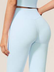 TimeOff Women's One Set Solid Color Halter V-Neck Cropped Tank Top And High Waist Mid-Length Pants Sports Set - Blue - View 10