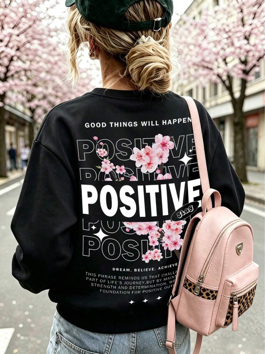 Sweatshirt Kerah Bulat Motif Bunga Sakura dengan Cetakan Ganda Depan dan Belakang, Atasan Kasual Hitam Serbaguna untuk Sehari-hari dengan Suasana Inspiratif dan Slogan Positif, Cocok untuk Aktivitas Sehari-hari. - Hitam - View 1