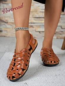 Vortread New Women's Hollow Closed Toe Flat Sandals With Elastic Back Strap, Anti-Slip Design, Casual Vacation Commute Versatile Summer Shoes - Brown - View 4