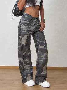 Women's Camouflage Loose Straight Leg Denim Jeans With Pockets And Buttons - Army Green - View 1