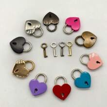 Un juego de candados pequeños con forma de corazón con llaves - Candados de metal con forma de corazón para equipaje, cuadernos, cajones, carteras - Juego de candados decorativos pequeños para bolsos (color de la llave aleatorio) - A - Ver 8