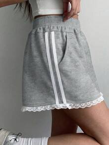 1pc Tween Girls American Style Lace Patchwork Side Stripe Casual Shorts, Loose Fit, Versatile For Daily Streetwear - Light Grey - View 10