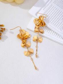 1 Pair Vintage Gold Floral Long Drop Earrings, Multi Layer Petal Tassel Dangle Earrings, Elegant Party Wedding Jewelry For Women - Silver Gold - View 4