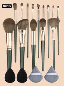 18PCS Professional Makeup Brush Set With Makeup Sponge And Triangle Powder Puff, Includes Powder Brush, Blush Brush, Contour Brush, Foundation Brush, Eyeshadow Brush, Eyebrow Brush, Concealer Brush, Complete Makeup Tool Set, Portable Travel Makeup Kit - Green - View 3