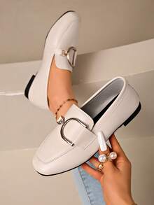 Sapatos Planos Slip-On Confortáveis e Casuais Versáteis para Mulheres, Cor Sólida, Novos para Primavera/Outono, para Uso Externo e Escritório, Sola Macia, Preto e Bege - Bege - Visão 5