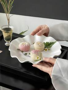 1pc Minimalist Pure White Ceramic Plate With Lotus Leaf Edge, Ceramic Plate For Home Afternoon Tea, Dessert, Cake And Dining - White - View 8