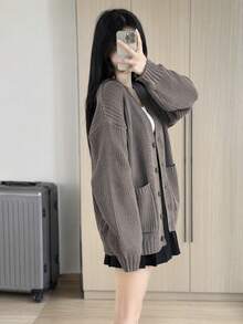 Jaket Sweater Wanita Model Korea Warna Polos Leher V Longgar Ramping Panjang Sedang dengan Saku untuk Musim Gugur/Dingin - Grey - View 4
