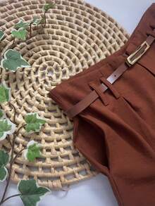 Marrant Shorts With Belt And High Waist Pocket - 駝色 - 查看 4