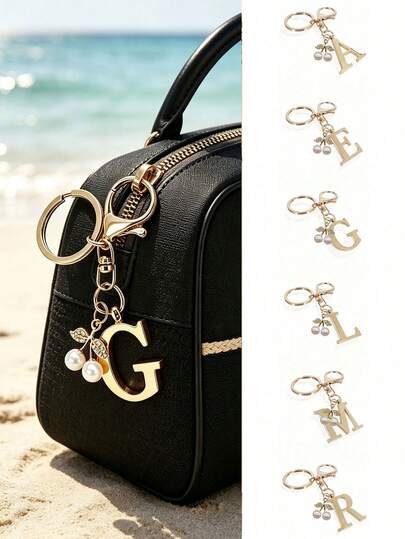 Premium Elegant Metal Cherry Letter Keychain, A-Z 3D Letter Pendant, Fashion Alloy Keychain Ring, Backpack Charm Car Keychain, Suitable For Bags, Keychains, Car Keychains, Couple Keychains, Fashion Key Bag Accessories, Car Keychain Charm, Wedding Bridesmaid Gifts, Bridal Gifts, Birthday Gifts, Back To School Gifts