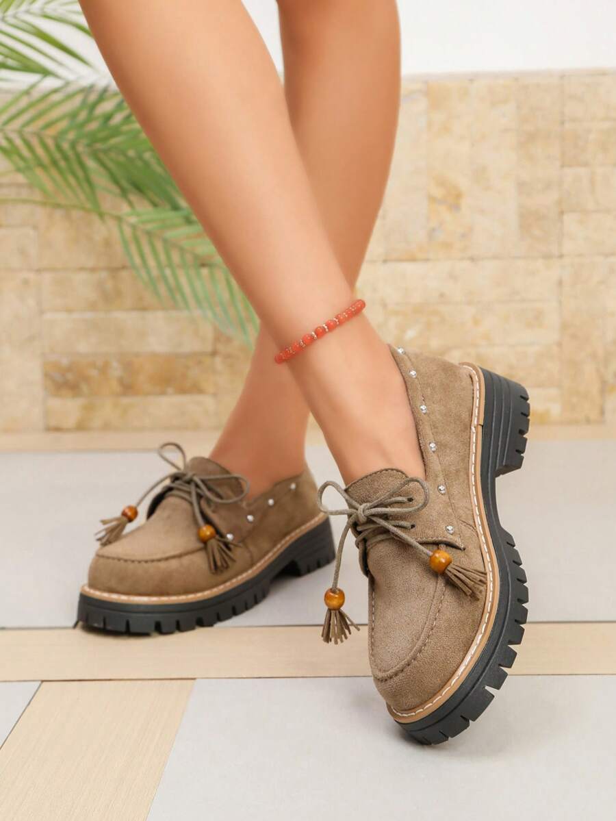 Women's New Khaki Matte Wooden Bead Tassel Lace-Up Loafers With Side Rivets, Contrast Stitching, Thick Sole, Round Toe, Preppy Style, Versatile Commuter Shoes - Khaki - View 1