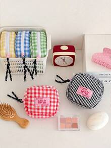 1pc Quilted Padded Makeup Bag, Plaid Small Storage Pouch, Student Coin Purse, Portable Mini Cosmetic Bag, Menstrual Pouch, Miscellaneous Items Organizer - Square - View 8