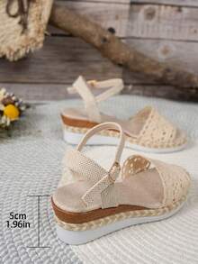 Women's Plus Size Wide Toe Box Beige Rope Wedge Platform Sandals, Hollow Ankle Strap Buckle Casual Vacation Shoes - Beige - View 6