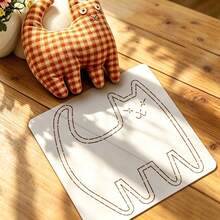1pc Buttonhole Kitten Quilting Template, DIY Sewing And Embroidery Template Durable Quilting Tool, PET Template For Precise Cutting, Ideal For Beginner Sewing Patterns, Sewing Template For Positioning And Tracing, Cutting Tool For Craft Enthusiasts. - Classic - View 4