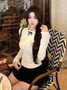 Kaos Wanita Kasual Model French Style dengan Kerah Setengah Tinggi dan Hiasan Pita untuk Lengan Panjang dan Renda - Aprikot - View 4