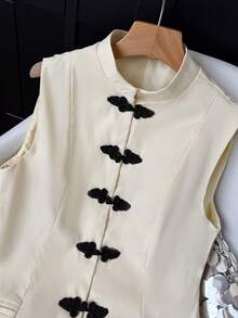 GMFP Women's New Chinese Style Frog Button Stand Collar Sleeveless Top Casual - Beige - View 9