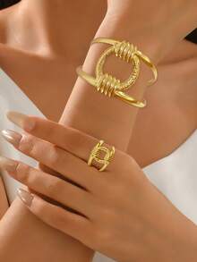 4pcs Silver Minimalist Elegant Vintage Hollow Floral Pattern Bangle Bracelet Set, Versatile Summer Holiday Accessories For Women - Silver - View 15