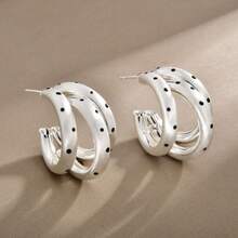 JOJELOO 1PC Vintage 3-Layer Polka Dot Earrings, Minimalist Brushed Silver Multi-Loop Ear Jewelry, Suitable For Women And Brides - White - View 5