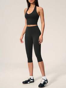 TimeOff Women's One Set Solid Color Halter V-Neck Cropped Tank Top & High Waist Mid-Length Shorts Sports Set - Black - View 6