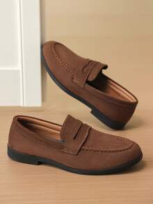 GAISIMA Sepatu Loafer Pria Bahan Suede Warna Polos, Sepatu Slip-On Datar Minimalis, Sepatu Kasual untuk Aktivitas Luar Ruangan di Musim Semi dan Gugur - Coklat - View 4