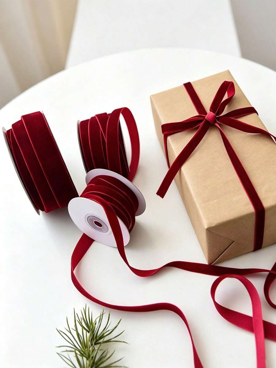 5 Yards Burgundy Velvet Ribbon, Velvet Lace Ribbon, Soft Red Gift Wrapping Ribbon, Burgundy Velvet Ribbon Roll, Suitable For Christmas Decoration, Valentine's Day Gift Wrapping, DIY Handmade Crafts, Packaging Supplies. Satin Velvet Ribbon Decorative Strip, Used For Gift Wrapping, Bow Making And Christmas Decoration - Elegant Roll - Monochrome - View 1