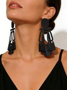 1 Pair Women's Vintage Bohemian Hammered Black Multi-Layer Geometric Hollow Metal Tassel Long Earrings, Fashion Ear Accessories For Beach Vacation, Festival, Evening Party - Black - View 1