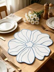 12pcs, Blue 5-Petal Flower Fabric Embroidered Placemats, Non-Slip Heat-Resistant Table Mats, Odorless, Durable And Washable Dish Pads, Practical And Highly Attractive Table Mats, Suitable For Restaurants, Cafes, Homestays, Compatible With Festivals, Parties, Gatherings, Birthdays, Weddings, Dinners. - Multicolor - View 2