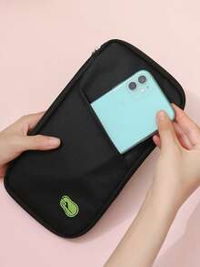 1 pièce Porte-passeport de voyage premium - Avec fermeture éclair, fentes pour carte d'identité et carte de crédit, poche pour téléphone - Sac de rangement à carreaux noir et blanc, organisateur pliable en silicone portable | Rangement de documents sécurisé essentiel pour les vacances | Design à la mode, utilisation toute saison, porte-passeport indispensable pour les voyages en famille - Multicolore - Voir 7