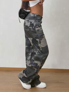 Women's Camouflage Loose Straight Leg Denim Jeans With Pockets And Buttons - Army Green - View 5