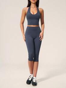 TimeOff Women's One Set Solid Color Halter V-Neck Cropped Tank Top & High Waist Mid-Length Shorts Sports Outfit - Navy Blue - View 5