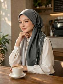1PC Women's Gradient Frame Pattern Triangle Headscarf, Large Size Gradient Color Print Convenient Headscarf, Elastic Design Instant Headscarf Turban Scarves, Fashionable Versatile, Convenient Soft, Comfortable Breathable Prayer Headscarf Hijab, Suitable For Daily Wear, All Seasons - Greyish White - View 3