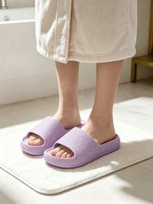 Pantuflas de suela gruesa tipo nube para mujer, sandalias cómodas de EVA con punta abierta, chanclas antideslizantes para interiores, hogar, exteriores y playa - Morado - Ver 2