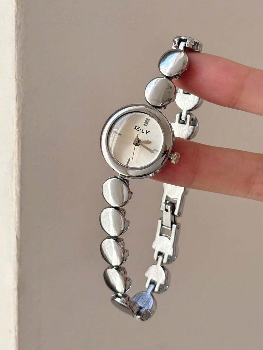 Este reloj de cuarzo con patrón de bambú cuadrado en oro/plata es adecuado para el uso diario, y también es un regalo perfecto para cumpleaños y Navidad. - Plateado - Ver 1
