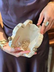 女款晚宴手拿包，五瓣花造型硬殼斜挎包，甜美仙女浪漫風，適合婚禮、舞會、晚宴派對，四季皆宜 - 香檳色 - 查看 5