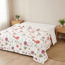 White Microfiber Summer Quilt, Lightweight 100% Polyester Bedding Comforter For Bedroom And Guest Room - Size 220X200CM Options - White - View 5